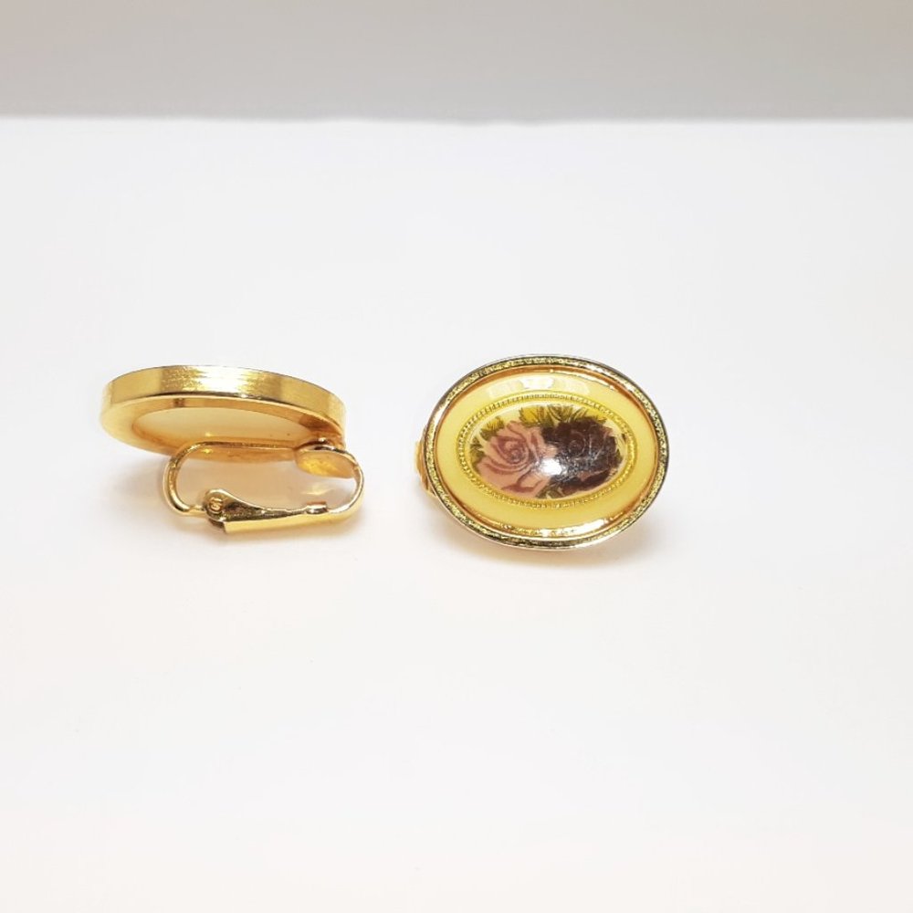 VINTAGE ROSE CLIP-ON EARRINGS - Picture 2 of 2